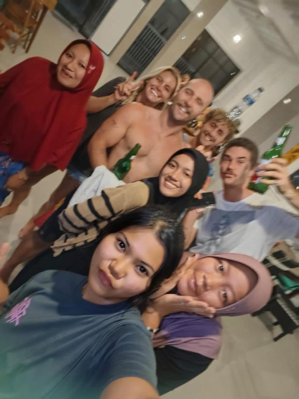 Sapu Nyapah Losmen Syariah Tanjung Setia Biha Buitenkant foto
